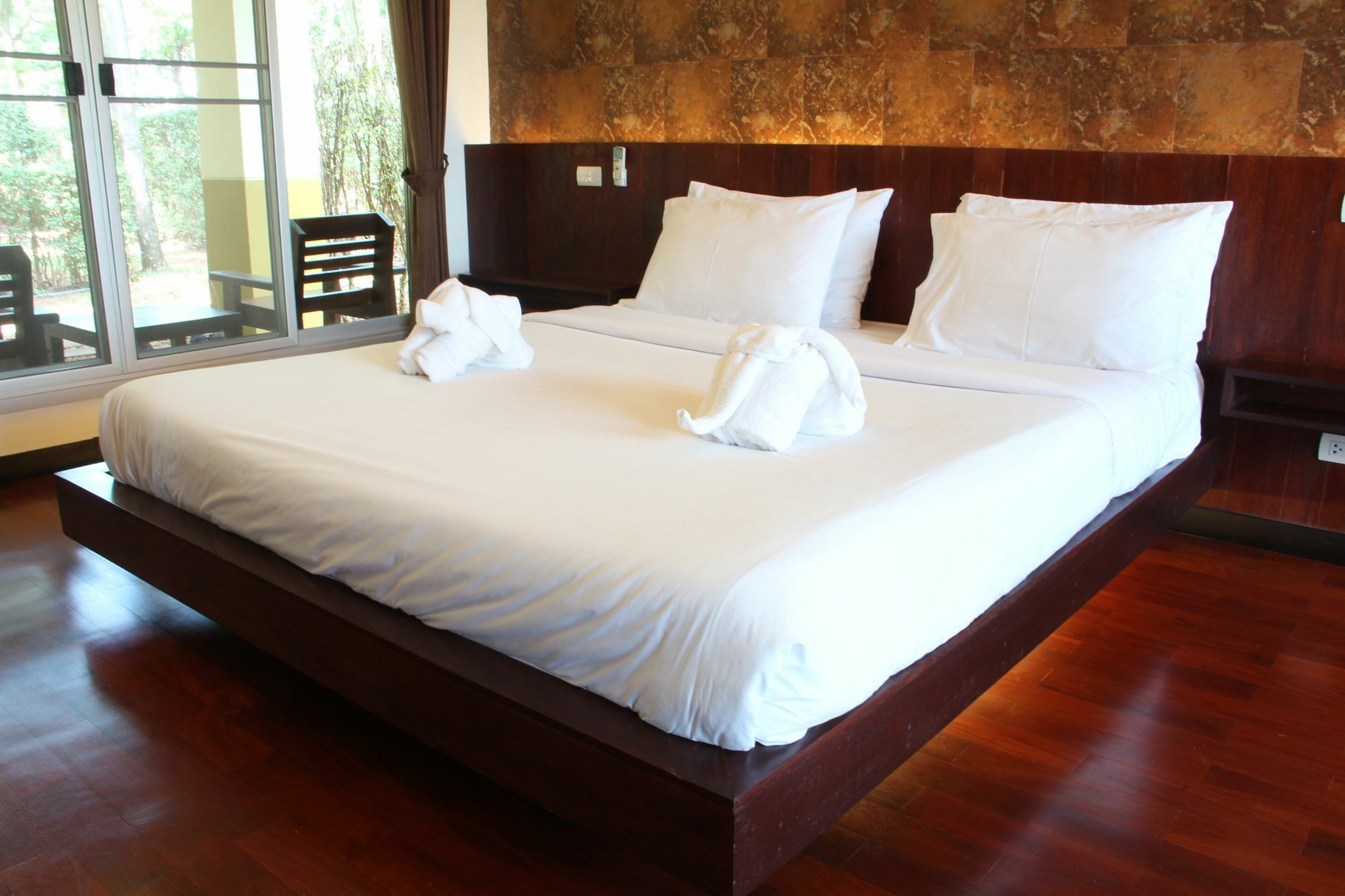 Hotel Singha Rubber Tree Sai Yok Exterior foto